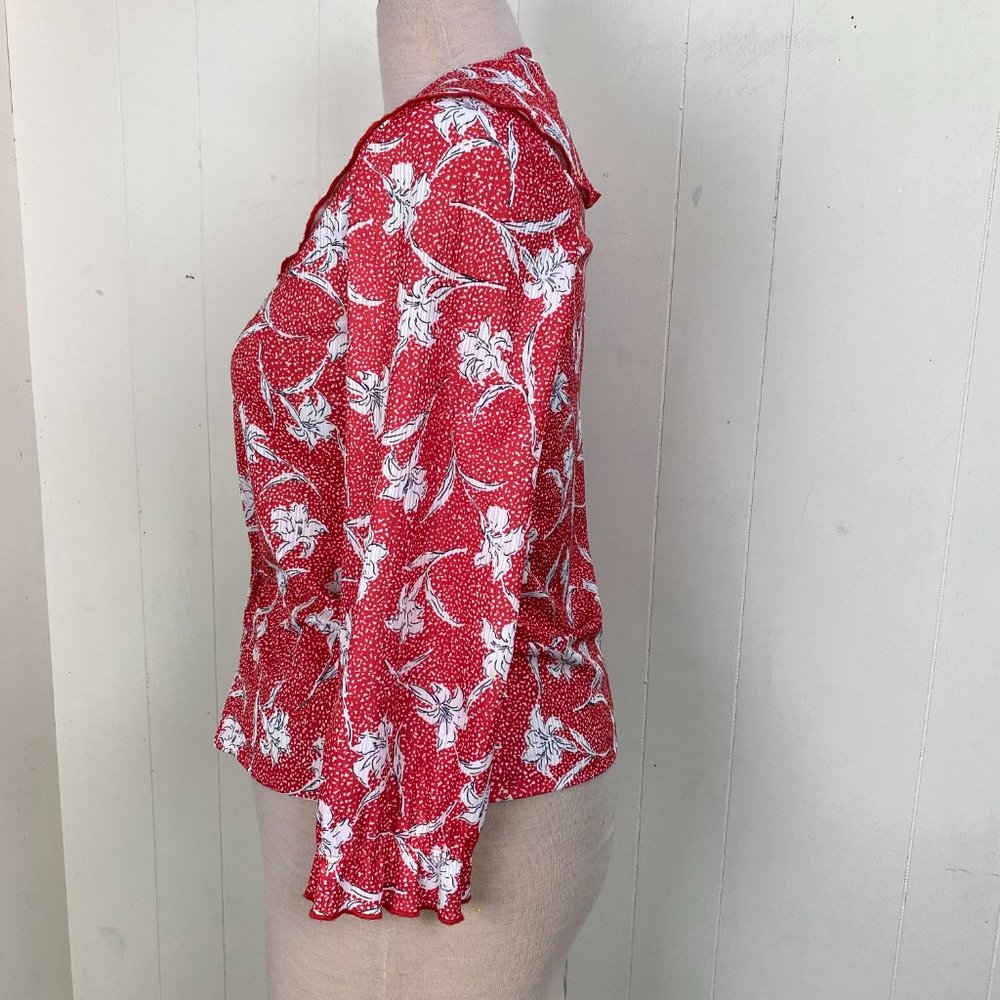 Vintage Vayola Red w/ White Florals Button Down - Picture 4 of 6